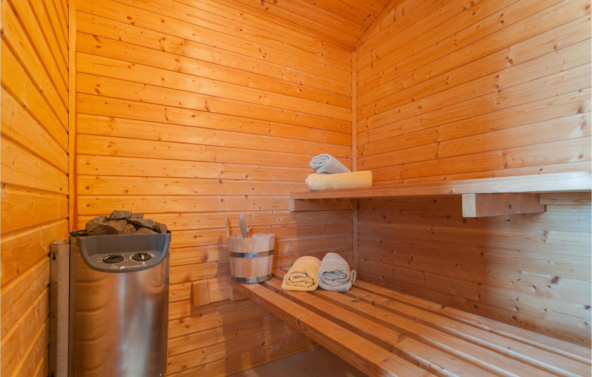 Cozy Home In Mudri Dolac With Kitchen Basina 외부 사진