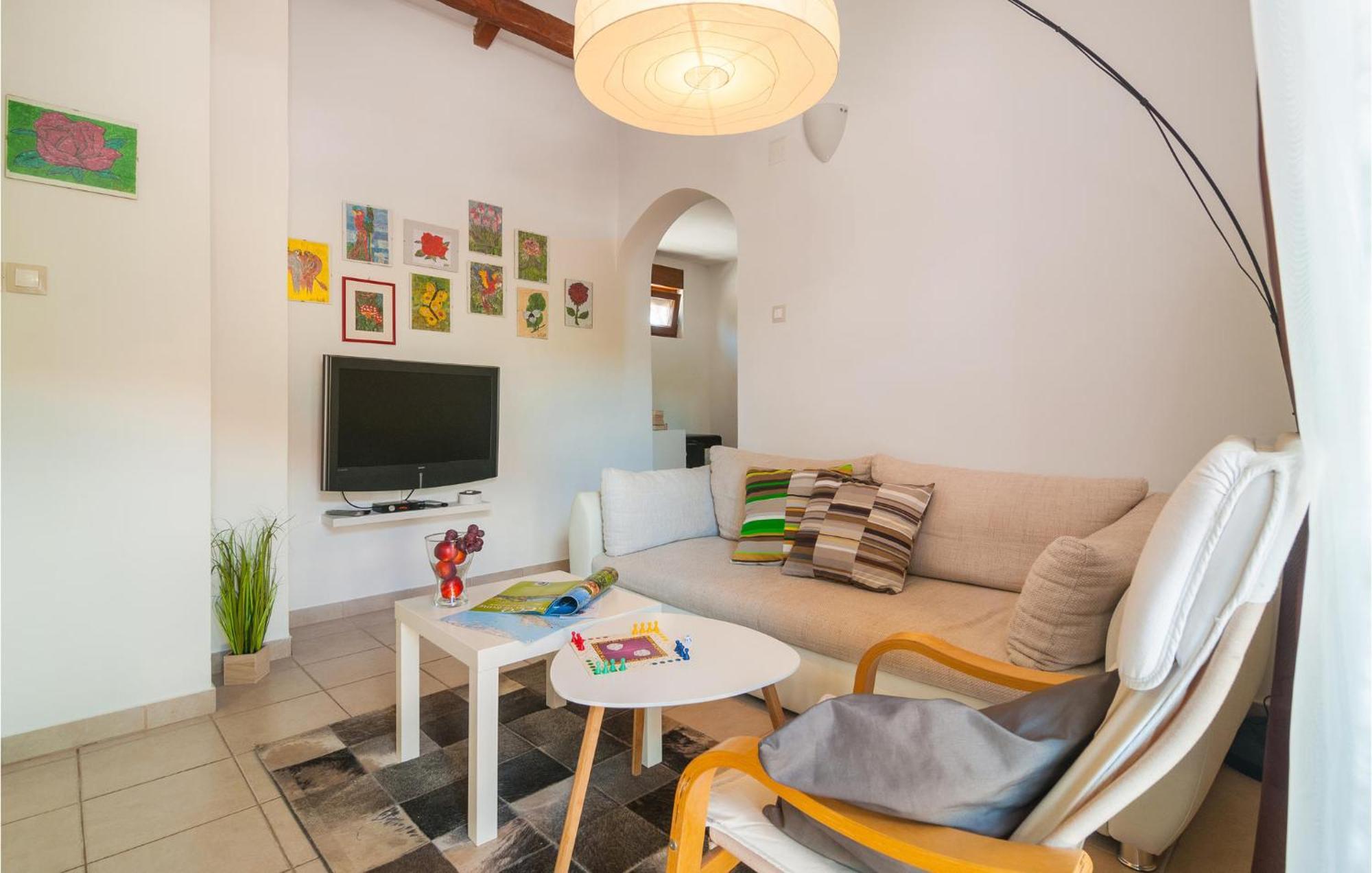 Cozy Home In Mudri Dolac With Kitchen Basina 외부 사진